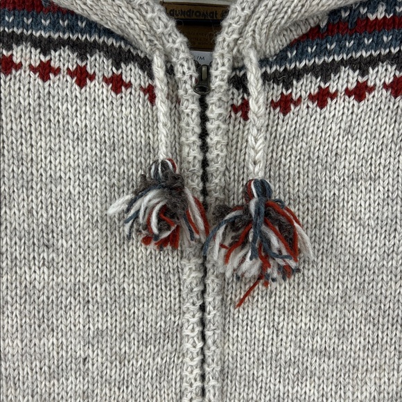 Elizabeth Sweater Fair Isle Fleece Lined Wool Knit Beige & Red  Coat/Sweater M - Picture 5 of 11